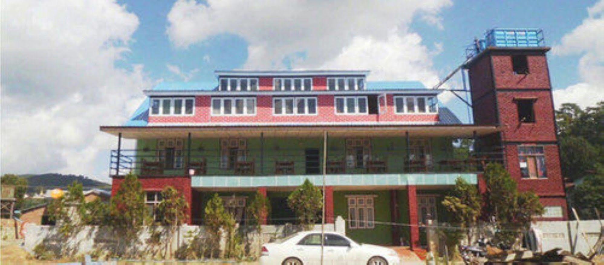 Railroad Hotel Кало Екстер'єр фото