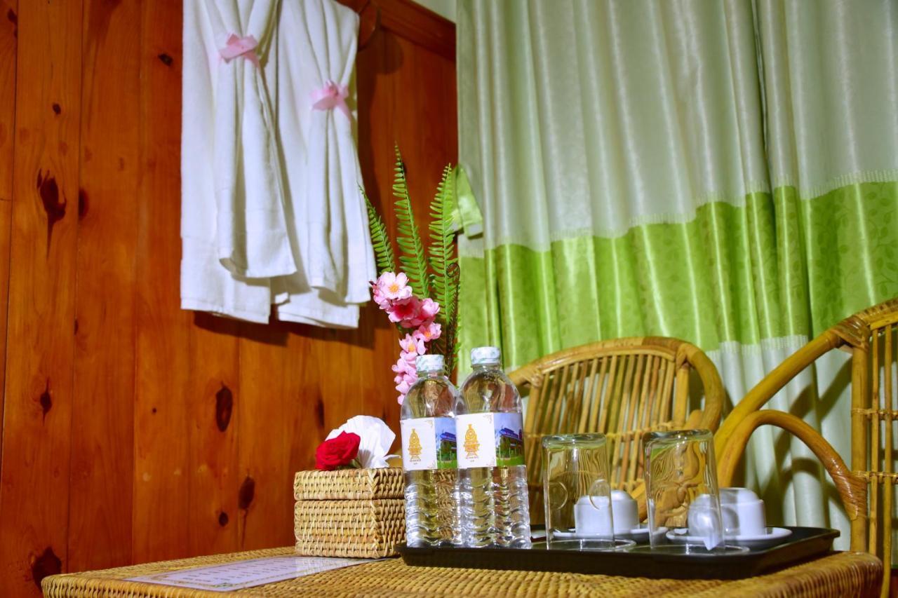 Railroad Hotel Кало Екстер'єр фото
